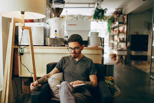 Quelles sont les caractéristiques d'une timbale en argent?
