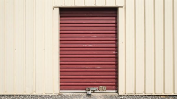 Quel est le rôle d'un garde-meuble pour les particuliers à Bordeaux ?