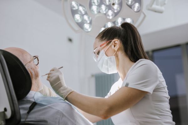 Urgence dentiste : Où trouver de l'aide rapide?